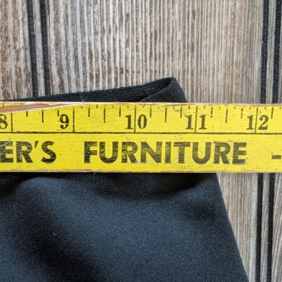 Compression shorts NO TAGS neoprene in black see measurements below - Picture 3 of 4